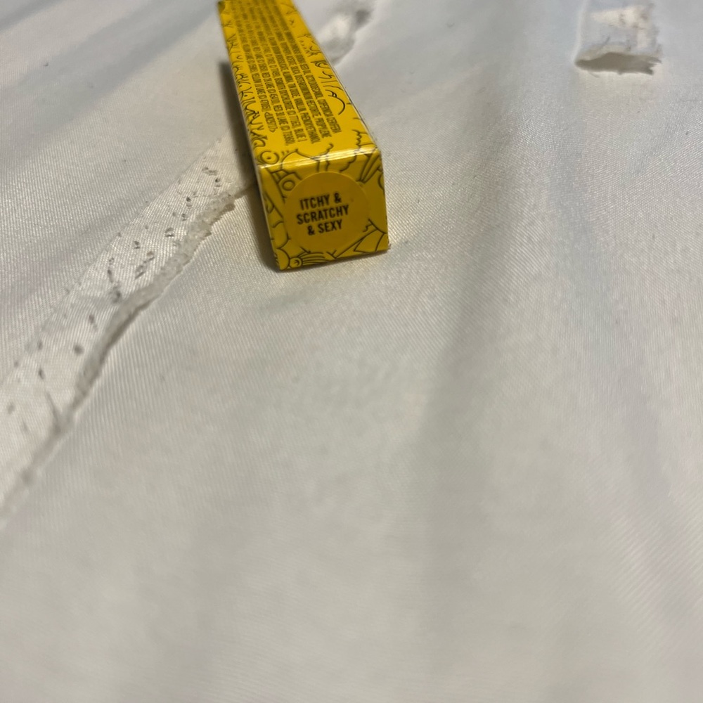 Simpson Mac lipgloss - Picture 3 of 5